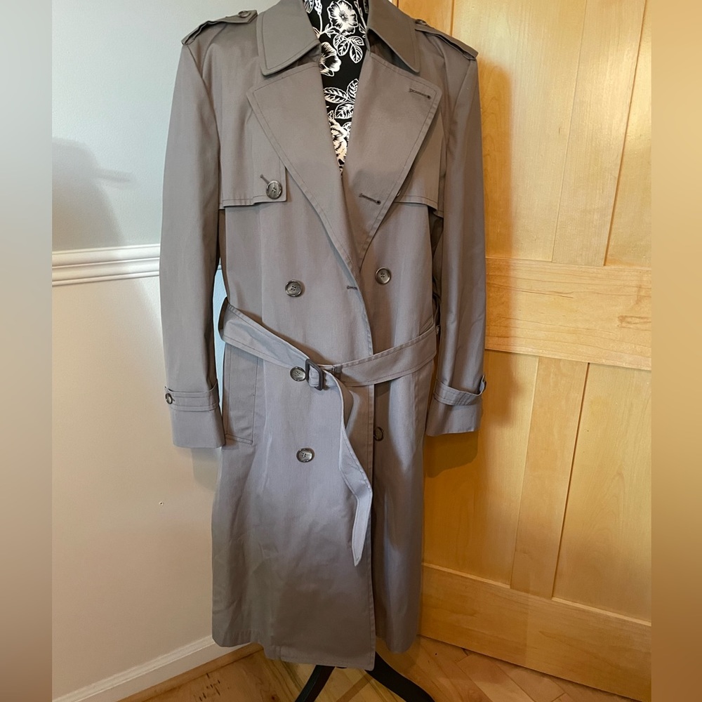 London Fog Vintage Double Breasted & Lined Trench Coat